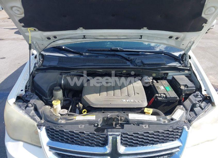 Photo 10 of 2011 Dodge Grand CARAVAN CREW (VIN 2D4RN5DG6BR618903)