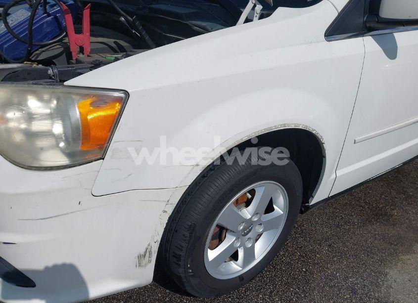 Photo 6 of 2011 Dodge Grand CARAVAN CREW (VIN 2D4RN5DG6BR618903)