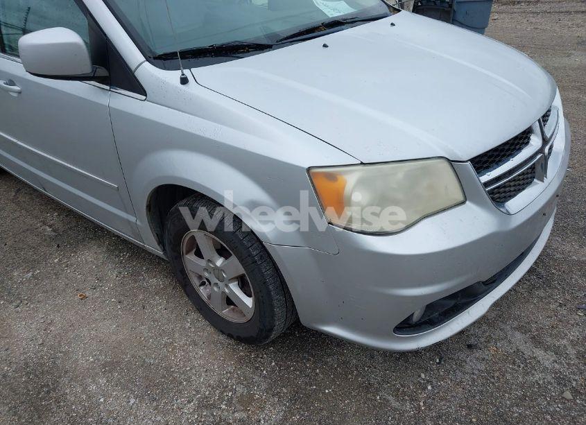 Photo 6 of 2011 Dodge Grand CARAVAN CREW (VIN 2D4RN5DG7BR678351)