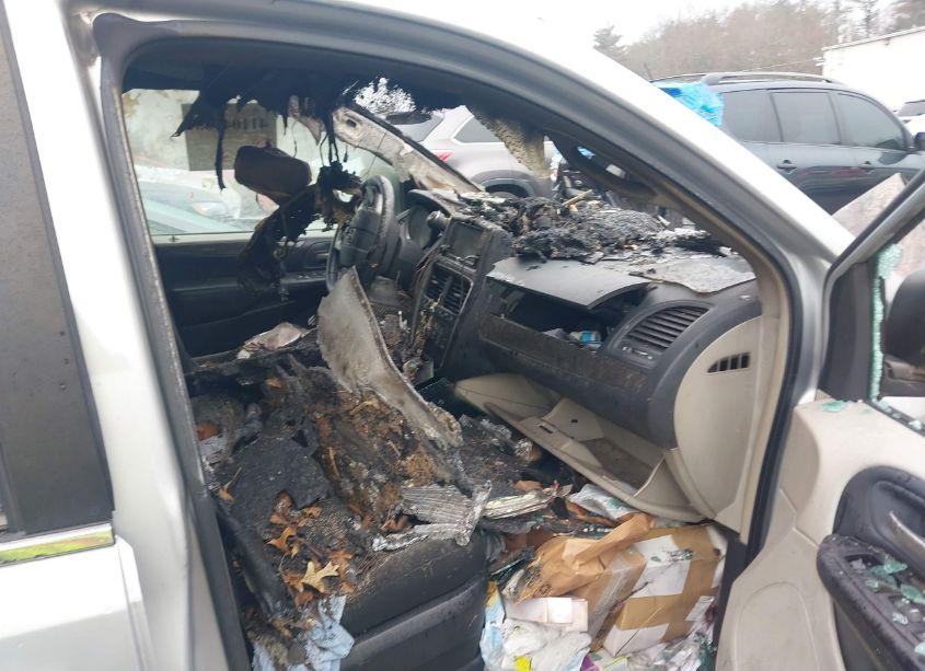 Photo 5 of 2011 Dodge Grand CARAVAN CREW (VIN 2D4RN5DG7BR706729)