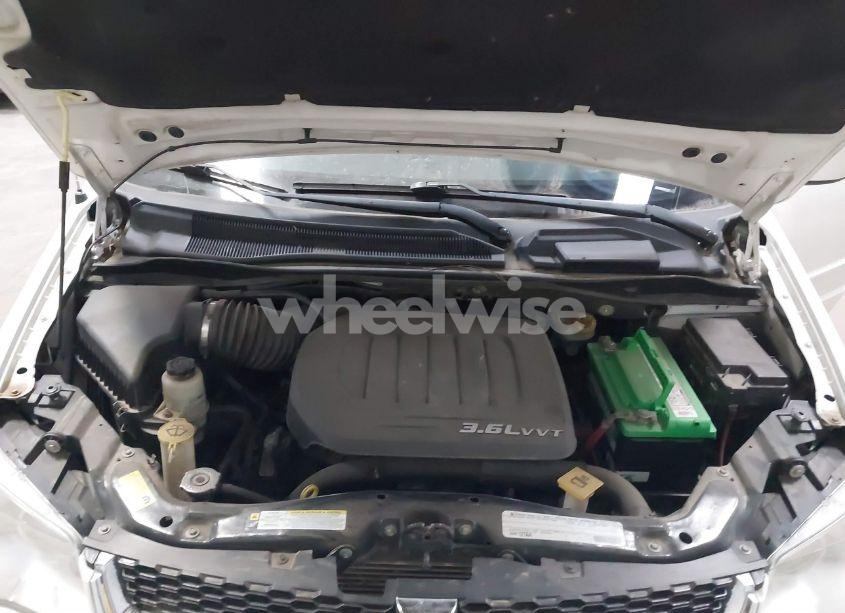 Photo 10 of 2011 Dodge Grand CARAVAN CREW (VIN 2D4RN5DG8BR661266)