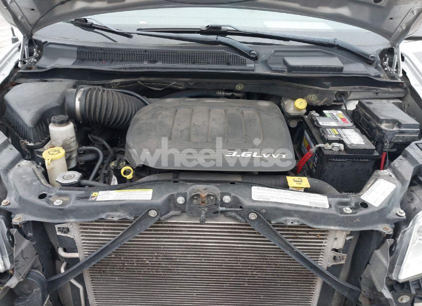 Photo 10 of 2011 Dodge Grand CARAVAN CREW (VIN 2D4RN5DG9BR661535)