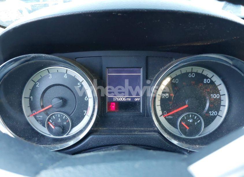 Photo 7 of 2011 Dodge Grand CARAVAN CREW (VIN 2D4RN5DG9BR754975)