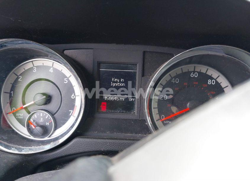 Photo 7 of 2011 Dodge Grand CARAVAN CREW (VIN 2D4RN5DGXBR699632)