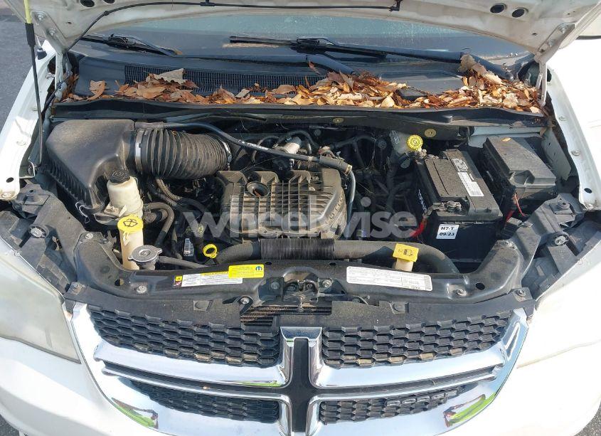 Photo 10 of 2011 Dodge Grand CARAVAN CREW (VIN 2D4RN5DGXBR707230)