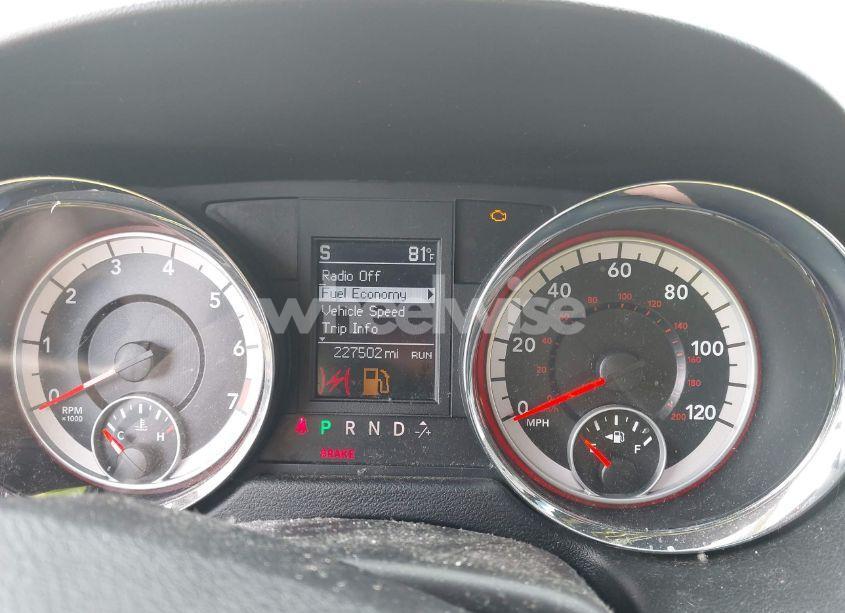 Photo 7 of 2011 Dodge Grand CARAVAN CREW (VIN 2D4RN5DGXBR707230)