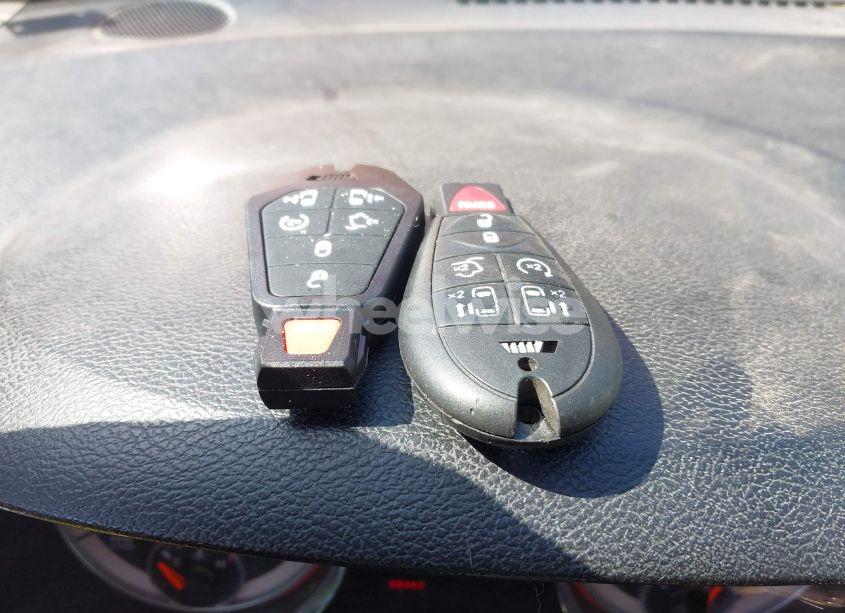 Photo 11 of 2011 Dodge Grand CARAVAN CREW (VIN 2D4RN5DGXBR720687)