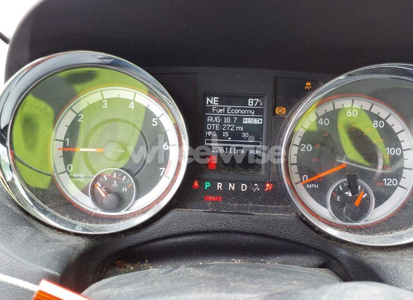 Photo 7 of 2011 Dodge Grand CARAVAN CREW (VIN 2D4RN5DGXBR720687)