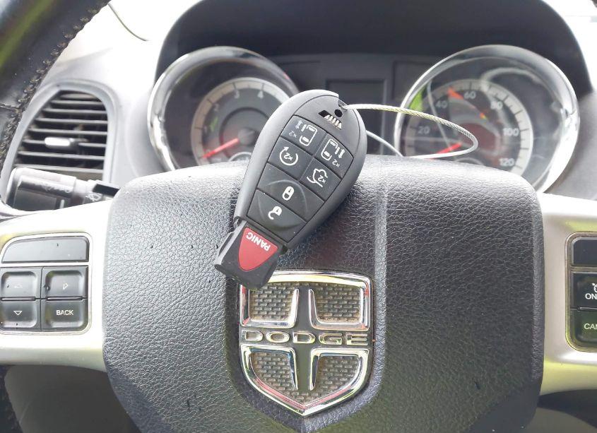 Photo 11 of 2011 Dodge Grand CARAVAN CREW (VIN 2D4RN5DGXBR792375)