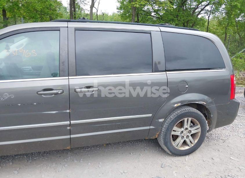 Photo 6 of 2010 Dodge Grand CARAVAN SXT (VIN 2D4RN5DX0AR355385)