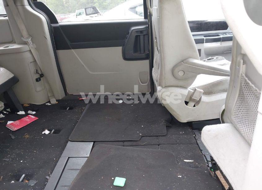 Photo 8 of 2010 Dodge Grand CARAVAN SXT (VIN 2D4RN5DX0AR355385)