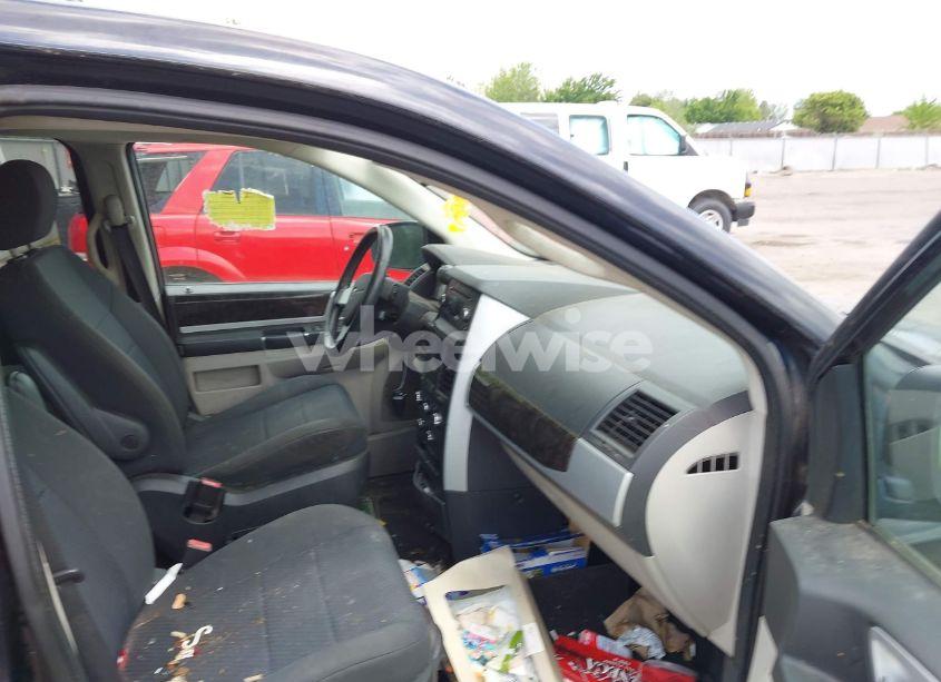 Photo 5 of 2010 Dodge Grand CARAVAN SXT (VIN 2D4RN5DX1AR220125)