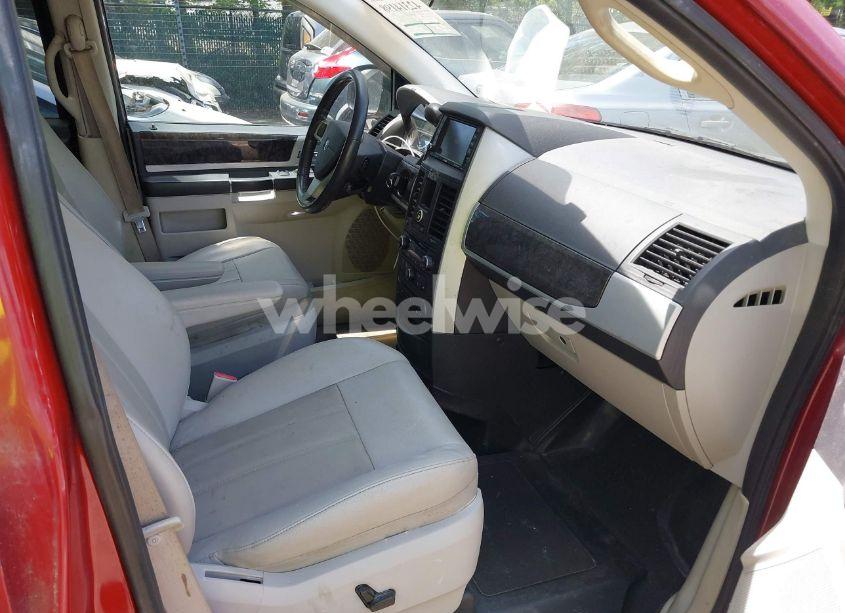 Photo 5 of 2010 Dodge Grand CARAVAN SXT (VIN 2D4RN5DX5AR223609)