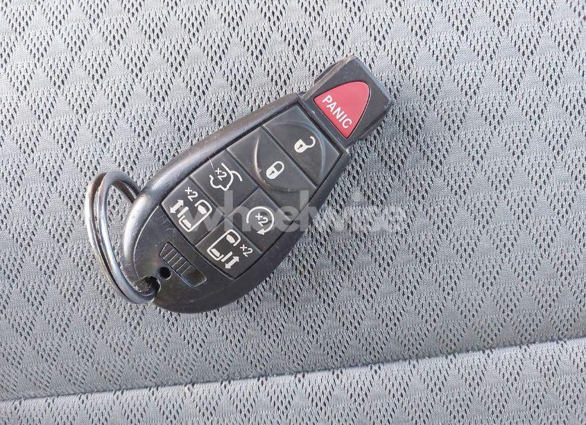 Photo 11 of 2010 Dodge Grand CARAVAN SXT (VIN 2D4RN5DX8AR239352)