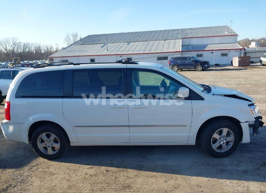 Photo 13 of 2010 Dodge Grand CARAVAN SXT (VIN 2D4RN5DX8AR239352)