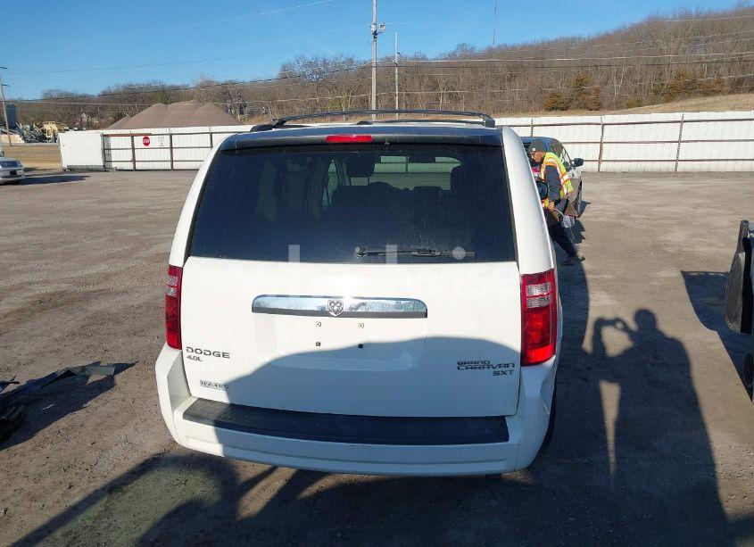 Photo 16 of 2010 Dodge Grand CARAVAN SXT (VIN 2D4RN5DX8AR239352)