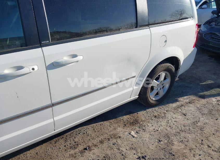 Photo 6 of 2010 Dodge Grand CARAVAN SXT (VIN 2D4RN5DX8AR239352)