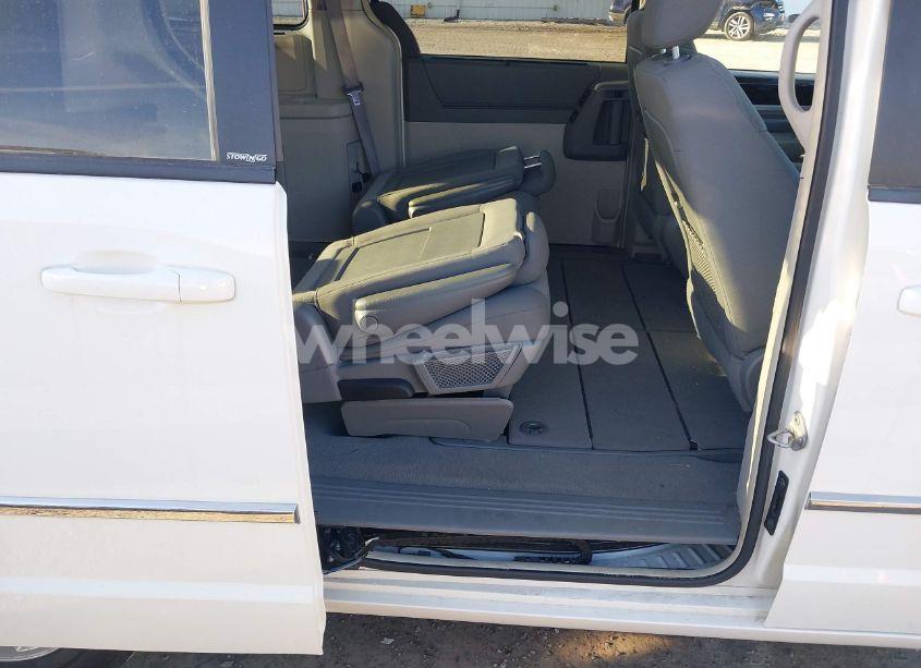 Photo 8 of 2010 Dodge Grand CARAVAN SXT (VIN 2D4RN5DX8AR239352)