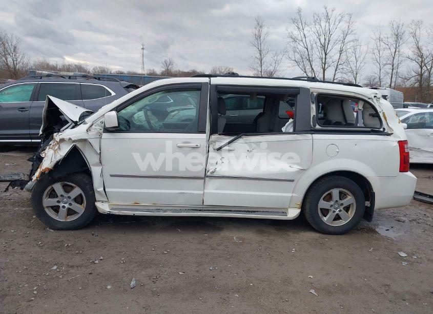 Photo 15 of 2010 Dodge Grand CARAVAN SXT (VIN 2D4RN5DX8AR256670)