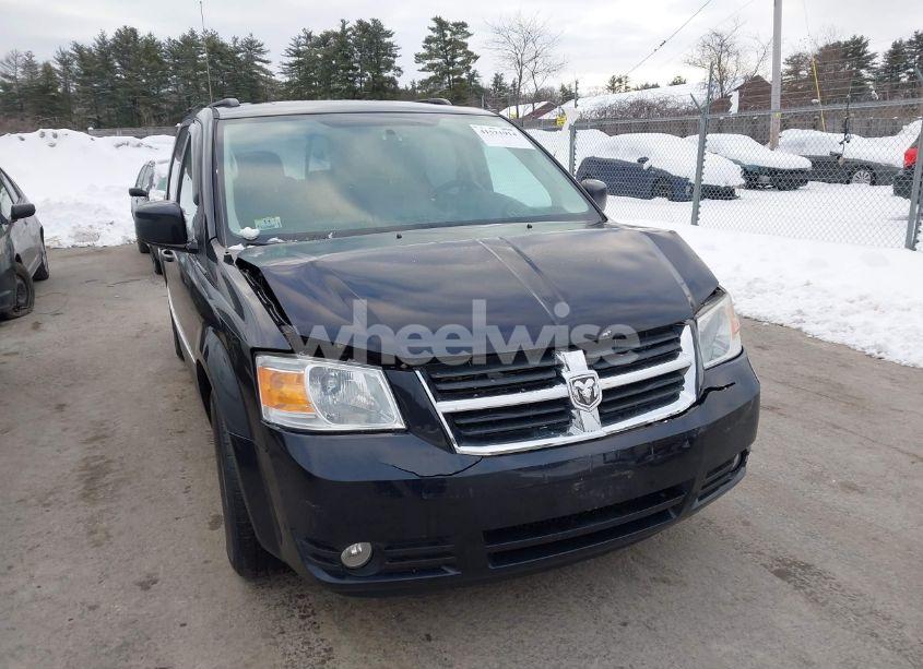 2010 Dodge Grand CARAVAN SXT (VIN 2D4RN5DX8AR402971) main photo