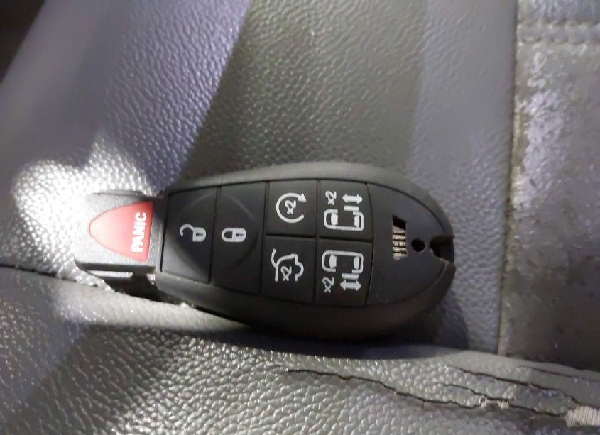 Photo 11 of 2010 Dodge Grand CARAVAN SXT (VIN 2D4RN5DX9AR127935)