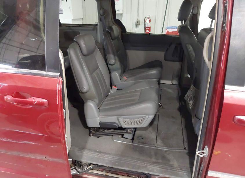 Photo 8 of 2010 Dodge Grand CARAVAN SXT (VIN 2D4RN5DX9AR127935)