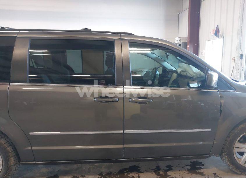 Photo 14 of 2010 Dodge Grand CARAVAN SXT (VIN 2D4RN5DX9AR302622)