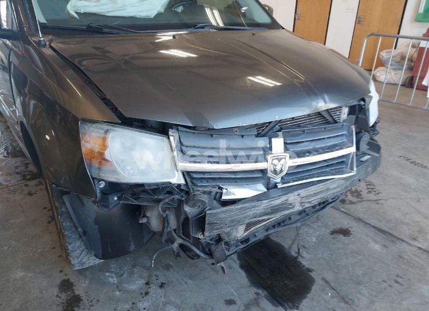 Photo 6 of 2010 Dodge Grand CARAVAN SXT (VIN 2D4RN5DX9AR302622)