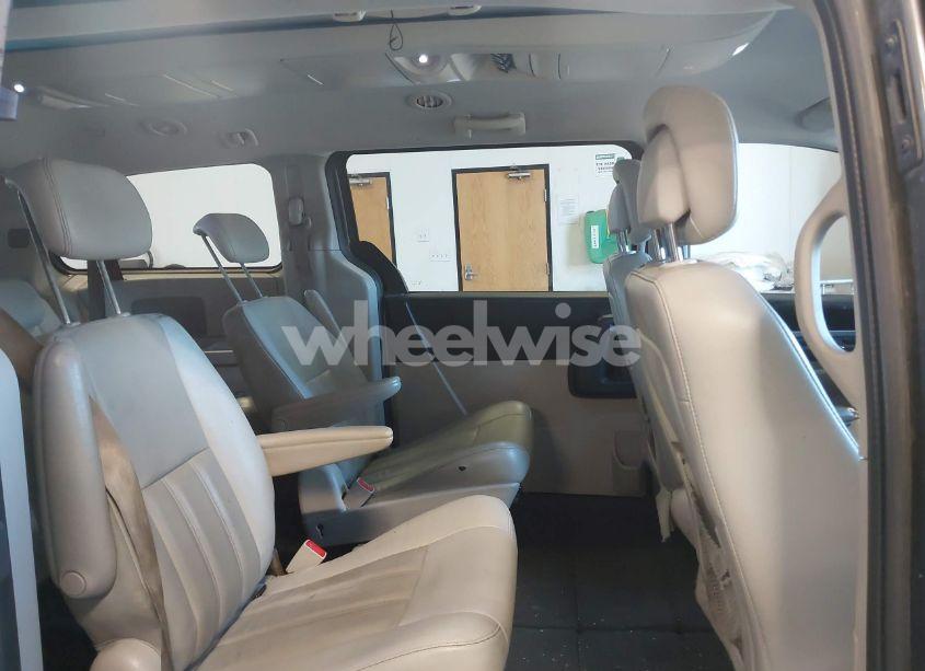 Photo 8 of 2010 Dodge Grand CARAVAN SXT (VIN 2D4RN5DX9AR302622)