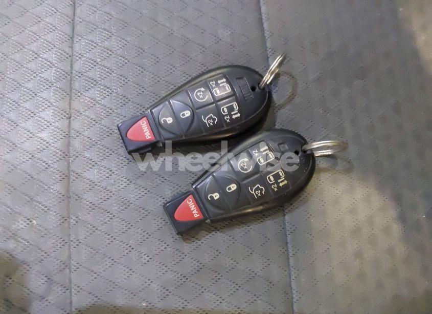 Photo 11 of 2010 Dodge Grand CARAVAN CREW (VIN 2D4RN6DX6AR488805)