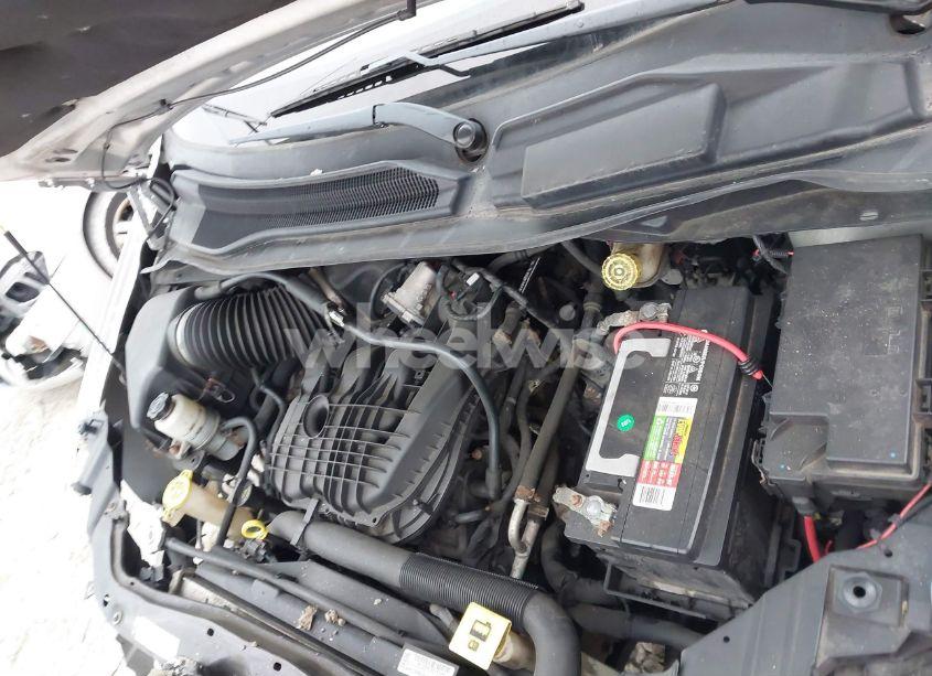 Photo 10 of 2011 Dodge Grand CARAVAN R/T (VIN 2D4RN7DG1BR701411)