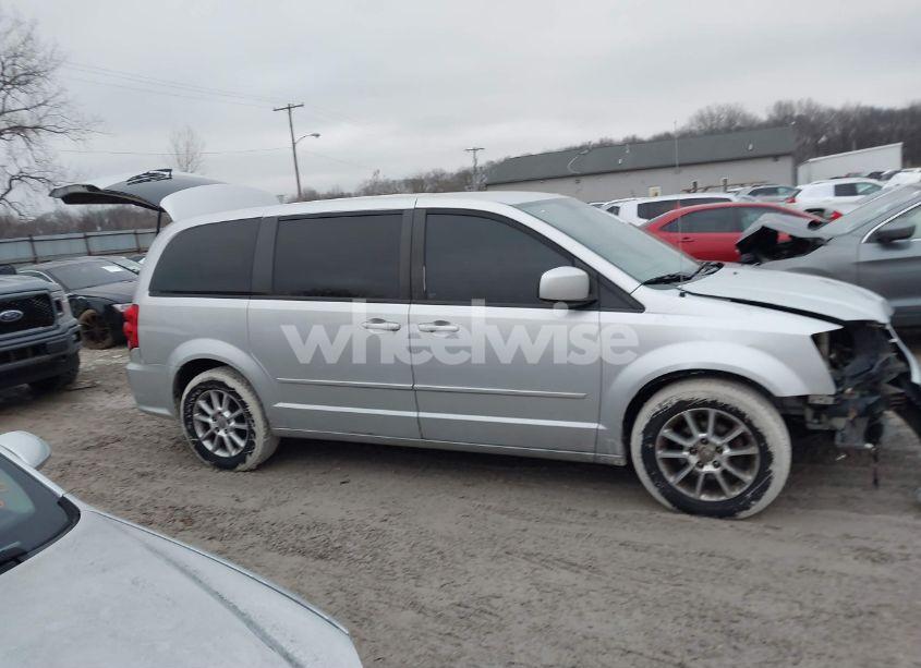 Photo 14 of 2011 Dodge Grand CARAVAN R/T (VIN 2D4RN7DG1BR701411)