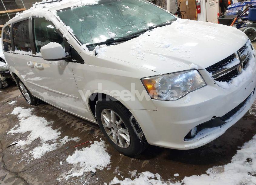 2011 Dodge Grand CARAVAN R/T (VIN 2D4RN7DG3BR765594) main photo