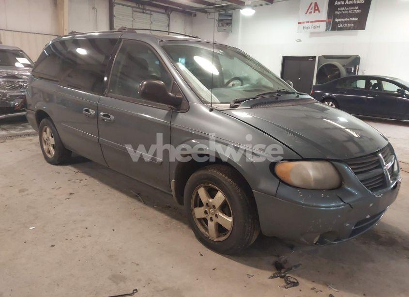 2006 Dodge Grand CARAVAN SXT (VIN 2D8GP44L16R625948) main photo