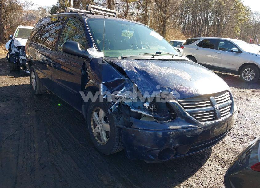 2005 Dodge Grand CARAVAN SXT (VIN 2D8GP44L25R485939) main photo