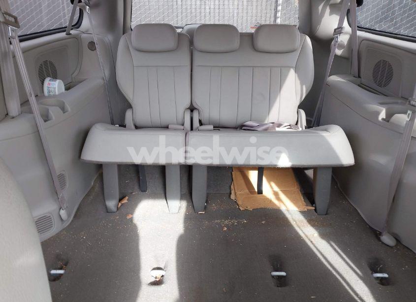 Photo 8 of 2005 Dodge Grand CARAVAN SXT (VIN 2D8GP44L35R117916)