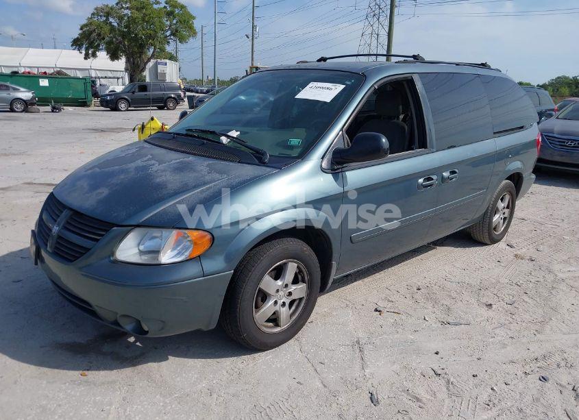 Photo 2 of 2005 Dodge Grand CARAVAN SXT (VIN 2D8GP44L55R130702)