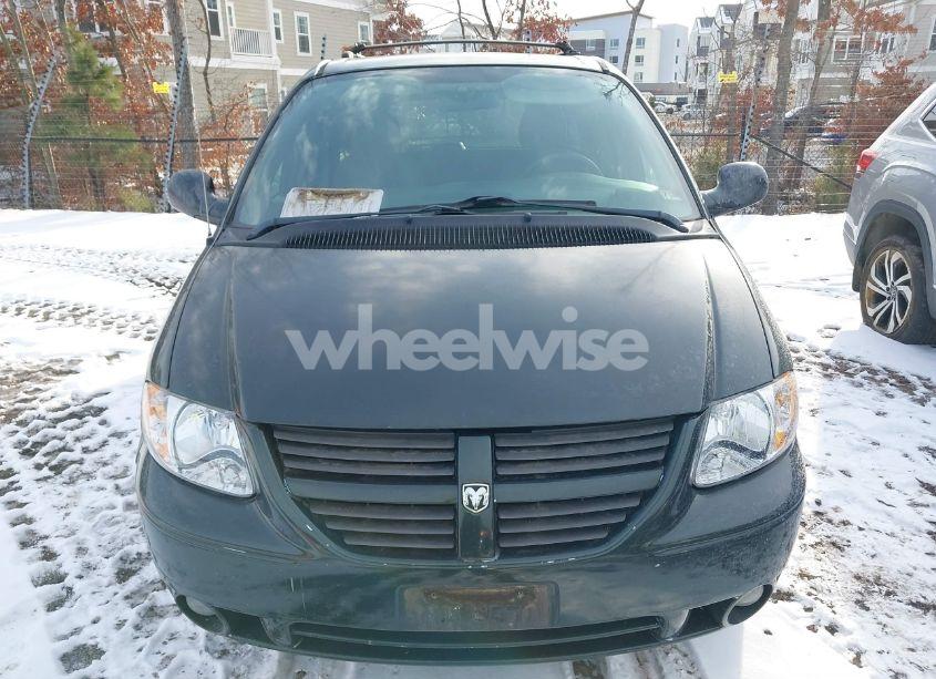 Photo 6 of 2005 Dodge Grand CARAVAN SXT (VIN 2D8GP44L55R132725)