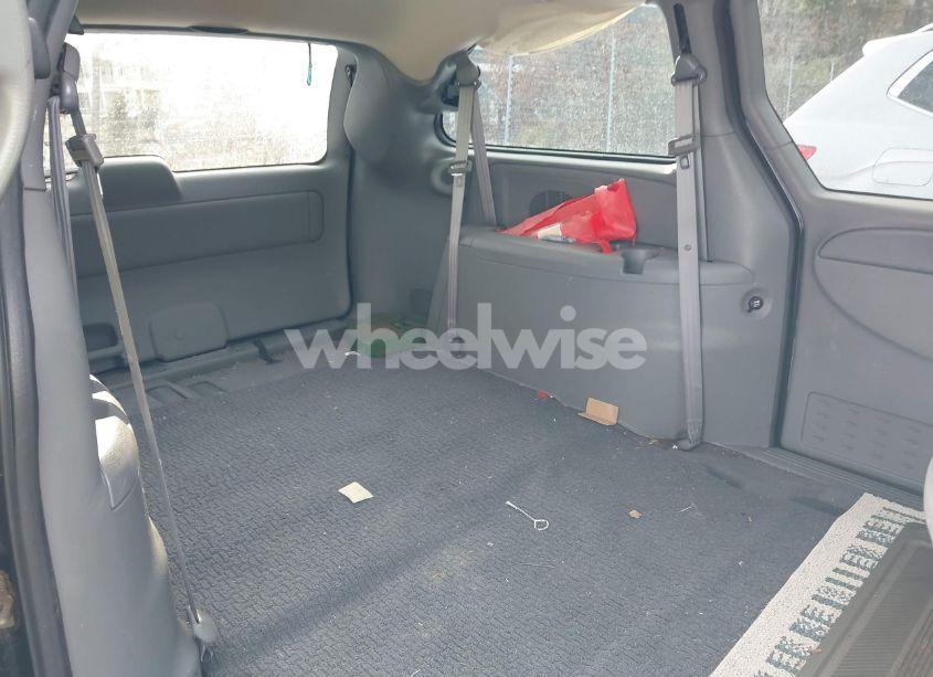 Photo 8 of 2005 Dodge Grand CARAVAN SXT (VIN 2D8GP44L55R132725)