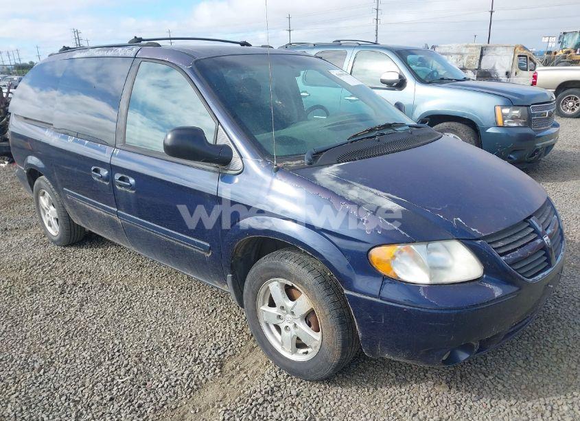 2005 Dodge Grand CARAVAN SXT (VIN 2D8GP44L55R266473) main photo
