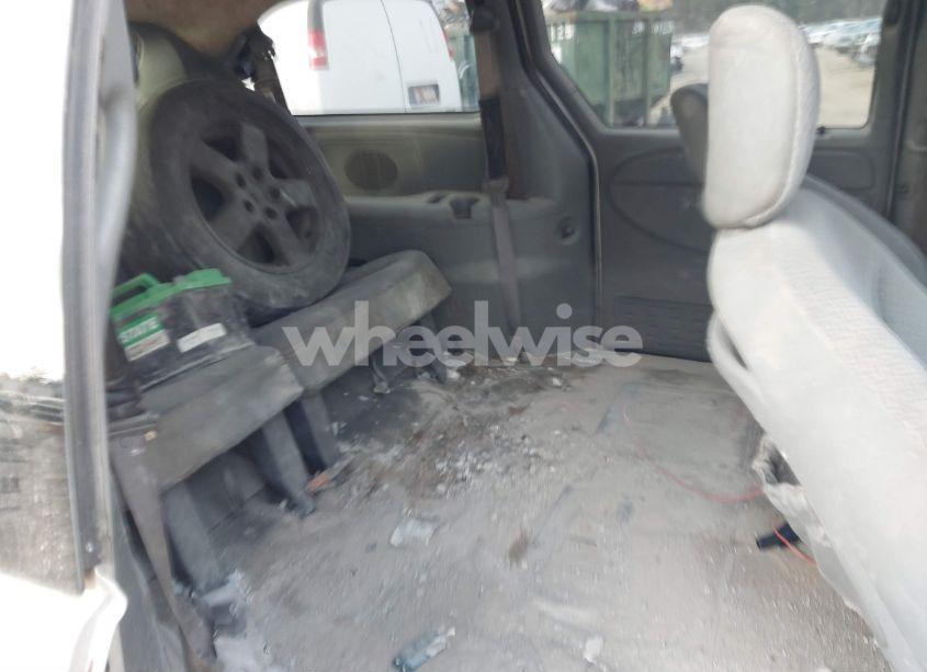 Photo 8 of 2005 Dodge Grand CARAVAN SXT (VIN 2D8GP44L75R153611)