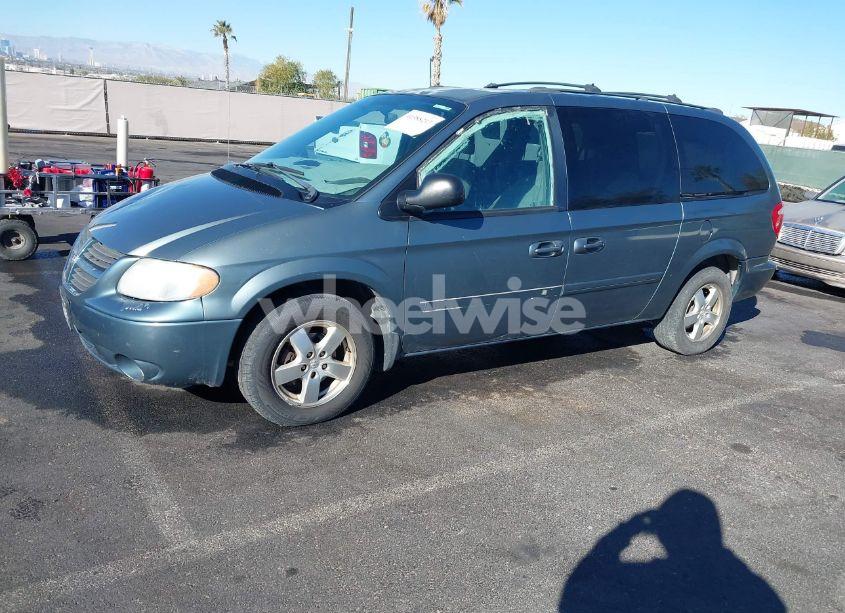 Photo 2 of 2005 Dodge Grand CARAVAN SXT (VIN 2D8GP44L85R153973)