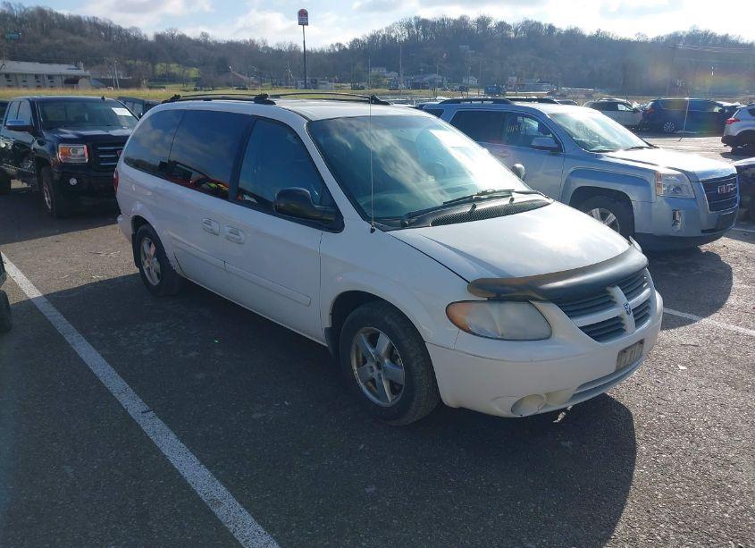 2005 Dodge Grand CARAVAN SXT (VIN 2D8GP44L85R160325) main photo