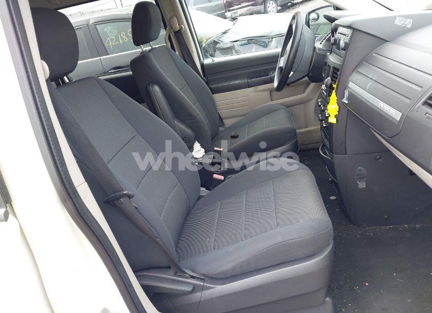 Photo 5 of 2009 Dodge Grand CARAVAN SE (VIN 2D8HN44E19R602654)