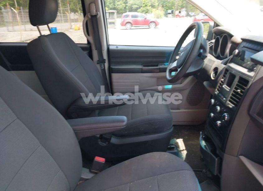 Photo 5 of 2009 Dodge Grand CARAVAN SE (VIN 2D8HN44E29R531965)