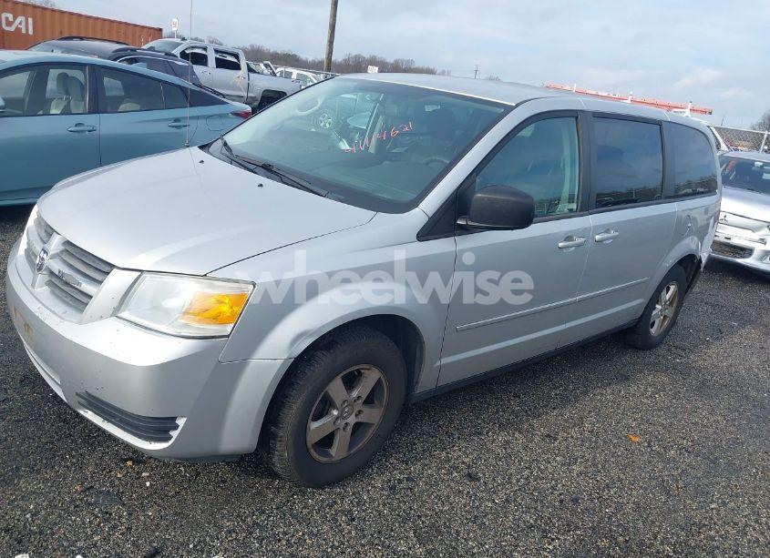 Photo 2 of 2009 Dodge Grand CARAVAN SE (VIN 2D8HN44E49R617021)