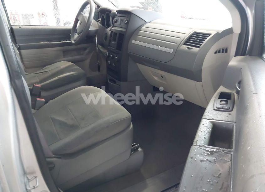 Photo 5 of 2008 Dodge Grand CARAVAN SE (VIN 2D8HN44H08R633791)
