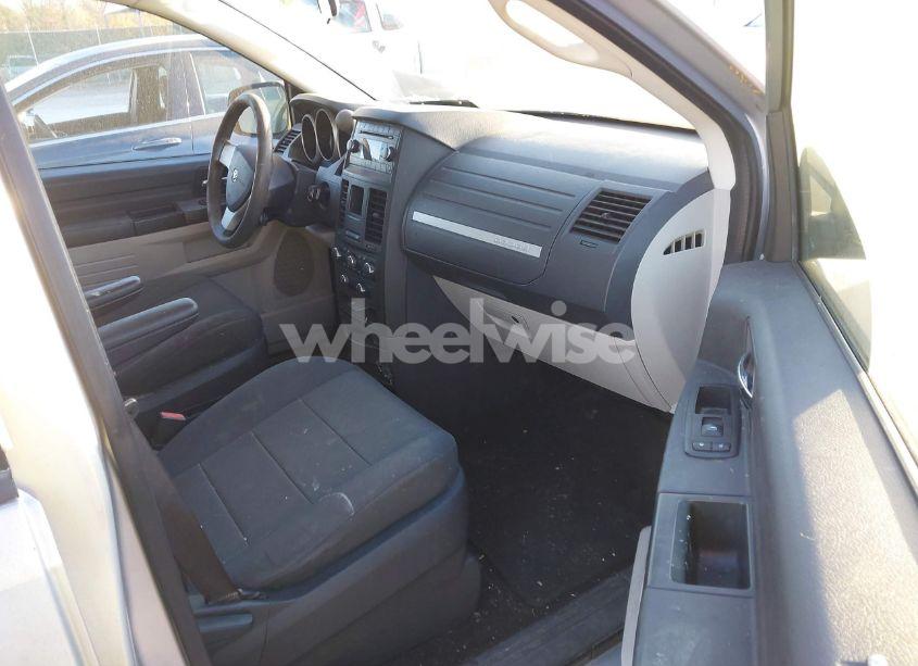Photo 5 of 2008 Dodge Grand CARAVAN SE (VIN 2D8HN44H28R680000)