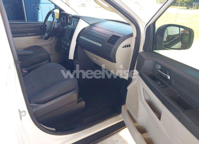 Photo 5 of 2008 Dodge Grand CARAVAN SE (VIN 2D8HN44H38R676764)