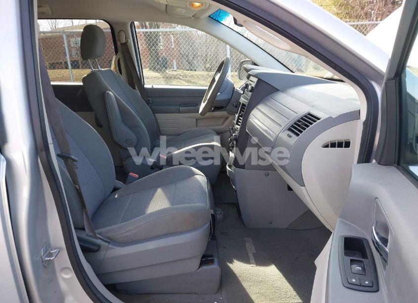 Photo 5 of 2008 Dodge Grand CARAVAN SE (VIN 2D8HN44H58R751030)